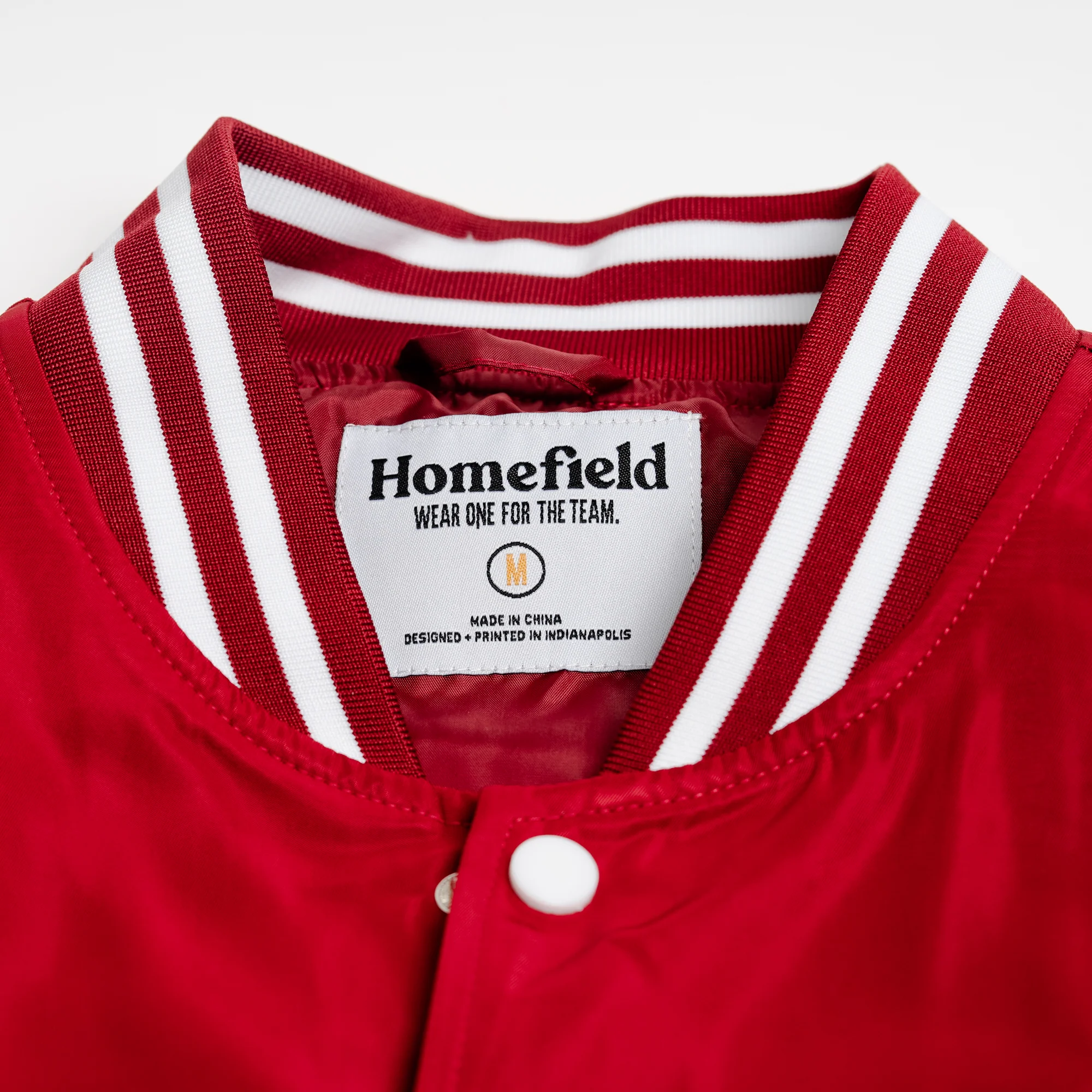 Alabama Crimson Tide Vintage Logo Bomber Jacket - Image 4
