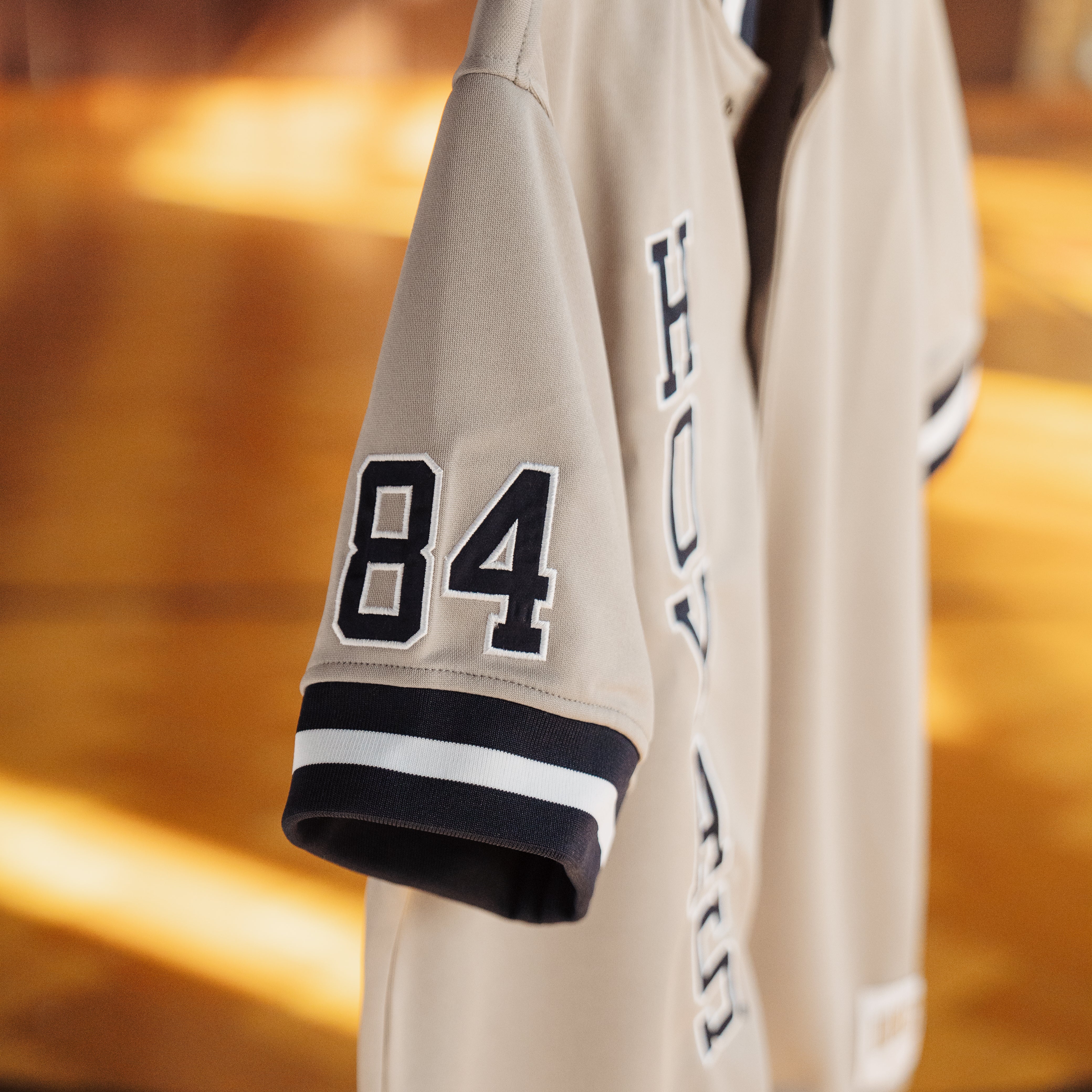 Georgetown Hoyas Basketball 1984 Shooting Shirt - Image 3