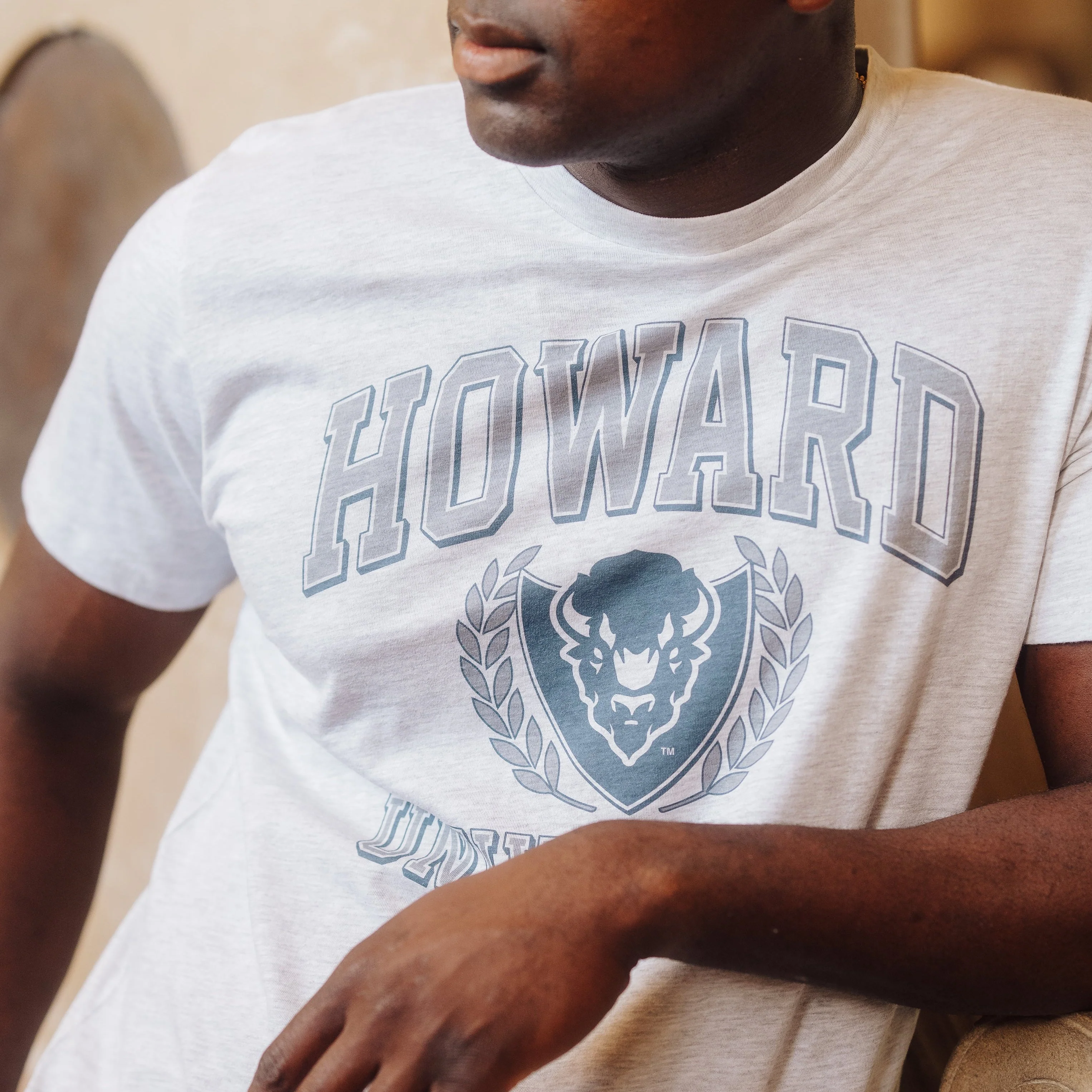 Howard Bison 1990s-Inspired Seal Tee - Image 2