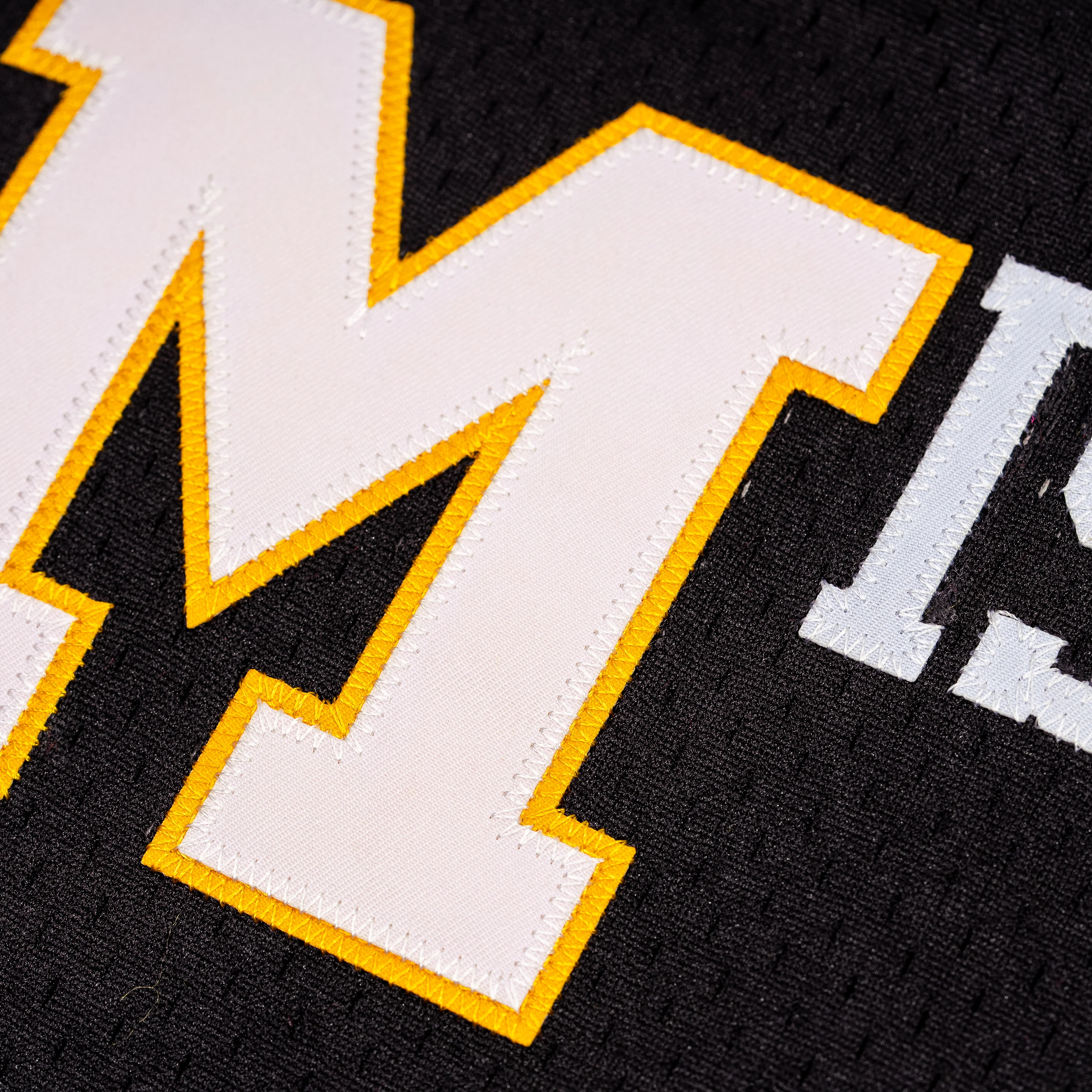 Mizzou Men's Basketball 1986-87 Vintage Jersey - Image 3
