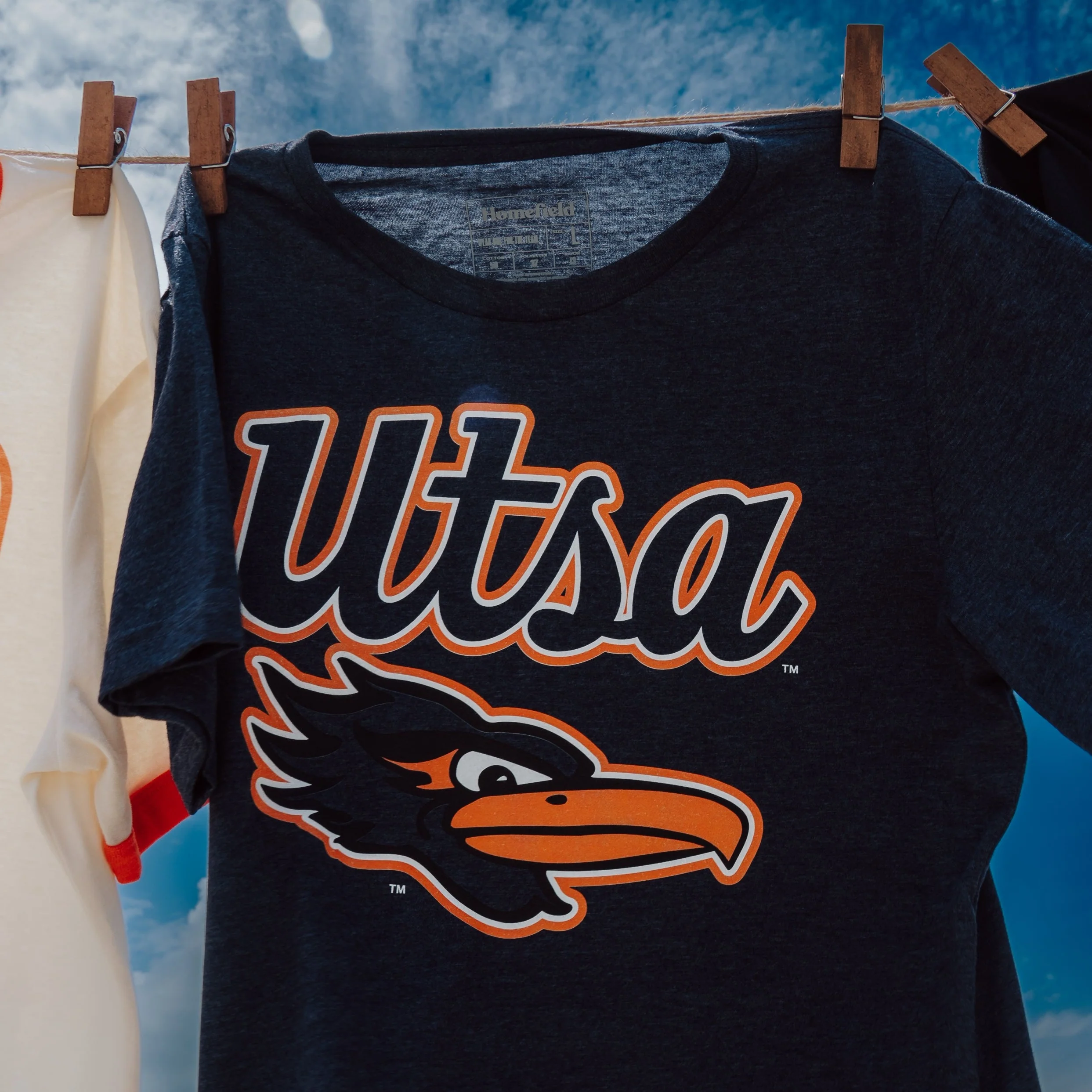 UTSA Roadrunners Vintage Basketball Script Tee - Image 2