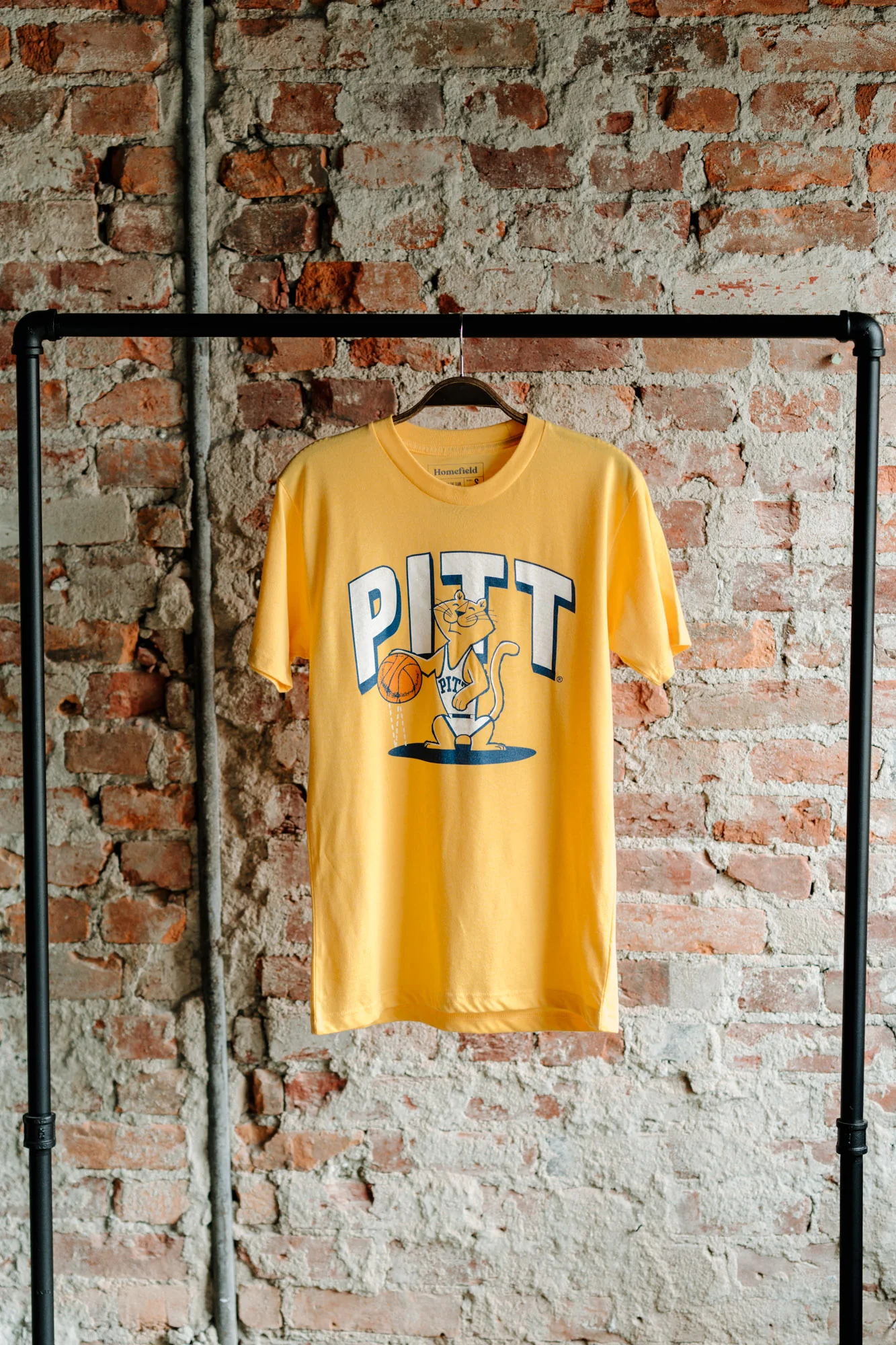 Vintage Pitt Panthers Basketball Tee - Image 2